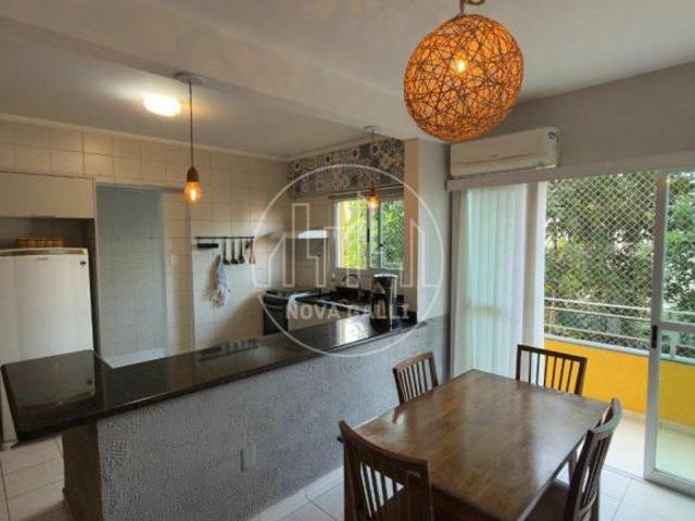 Apartamento à venda em Barra da Lagoa