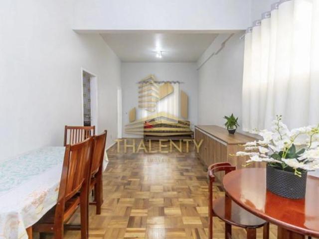 Apartamento à venda em Batel