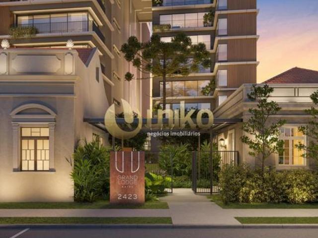 Apartamento à venda em Batel