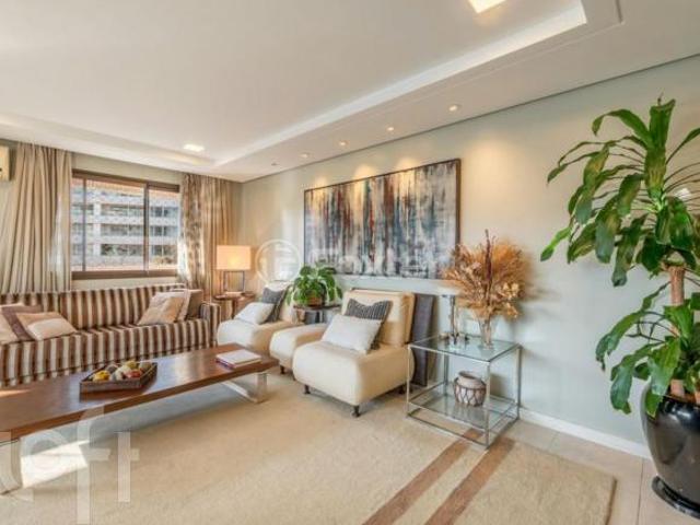 Apartamento à venda em Bela Vista com 279 m², 4 quartos, 1 suíte, 5 vagas