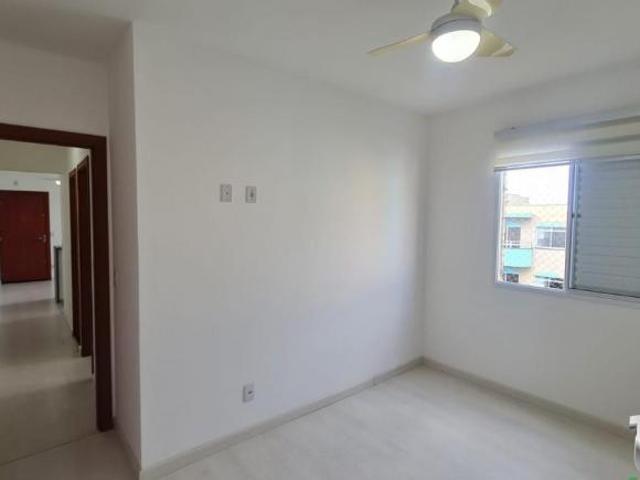 Apartamento à venda em Bragança Paulista SP: 2 quartos, sala, banheiro, vaga de garagem e 55m² no Re