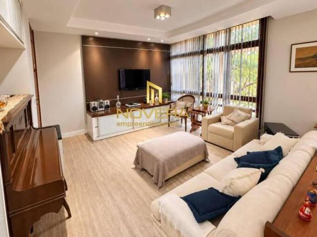 Apartamento à venda em Brasília, Asa Norte, com 3 quartos