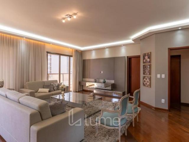 Apartamento à venda em Cambuí