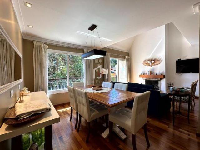 Apartamento à venda em Campos do Jordão