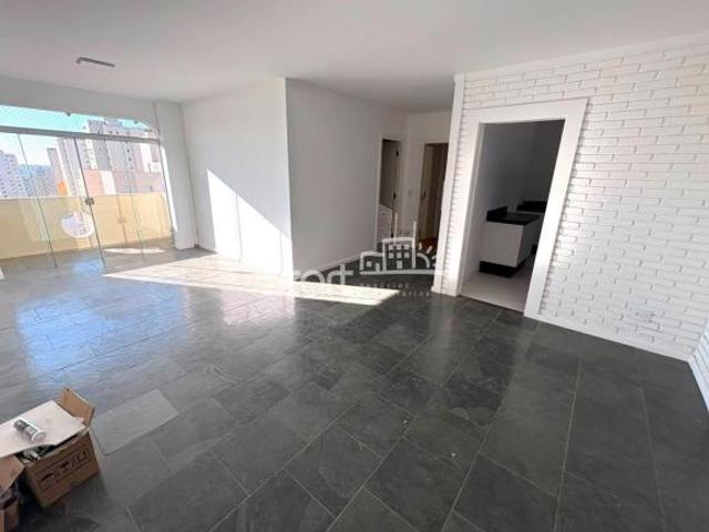 apartamento à venda em Centro