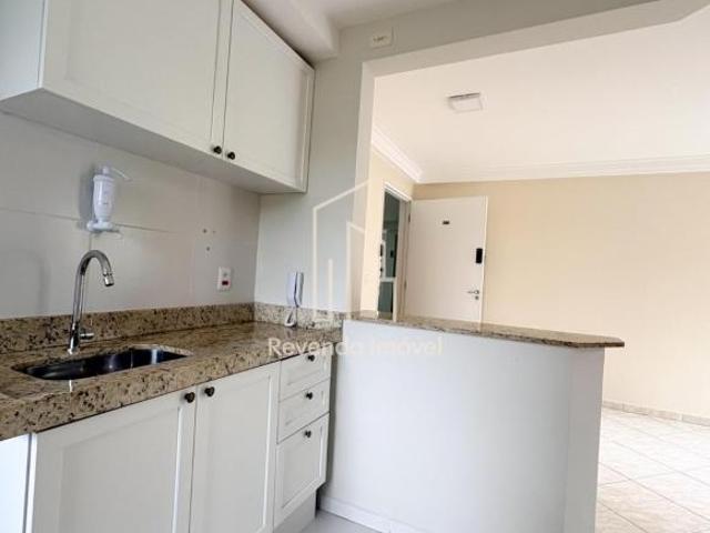 Apartamento à venda em Cotia SP: 2 quartos, 2 salas, 1 banheiro, 1 vaga Oportu
