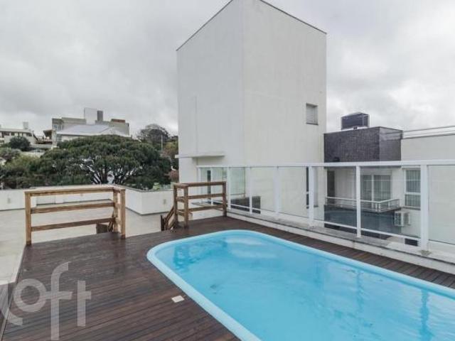 Apartamento à venda em Cristal com 158 m², 3 quartos, 3 suítes, 3 vagas