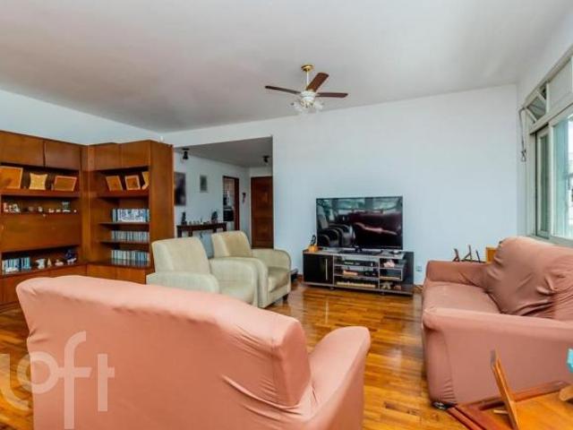 Apartamento à venda em Farroupilha com 280 m², 4 quartos, 1 suíte, 1 vaga