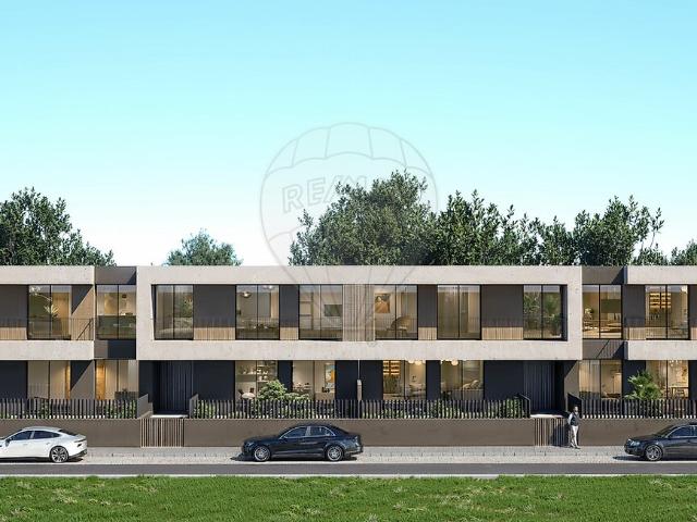Apartamento à venda em Figueiró, Paços de Ferreira RE/MAX Portugal