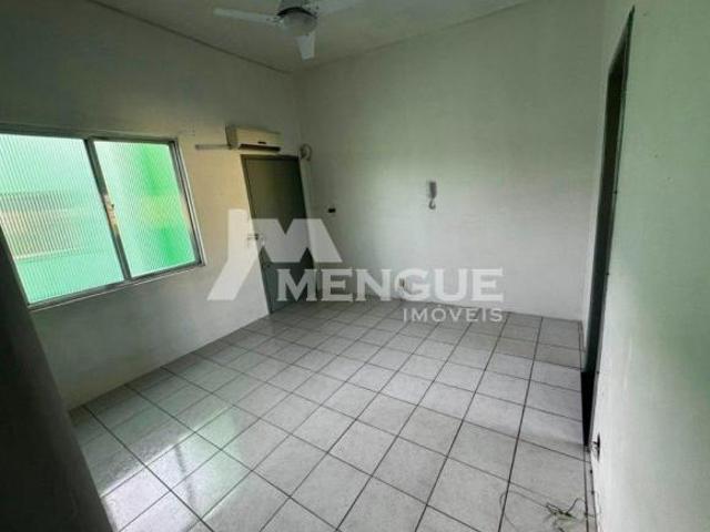 Apartamento à venda em Humaitá