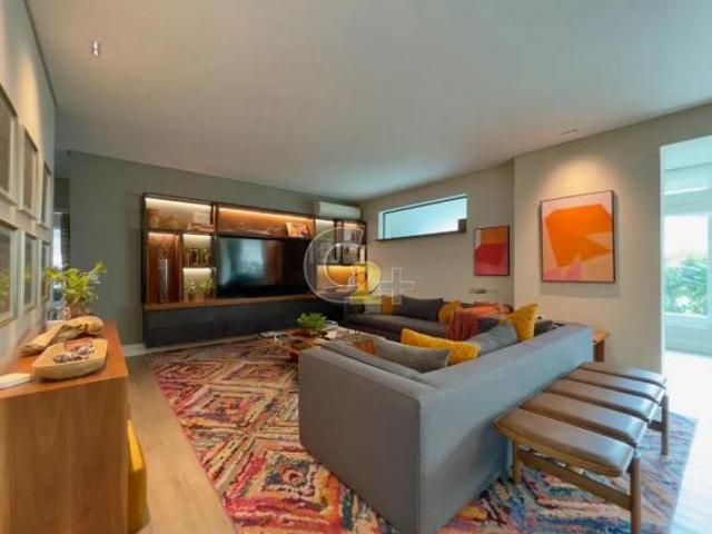 Apartamento à venda em Higienópolis, 4 quartos, 4 suíte, 2 vagas