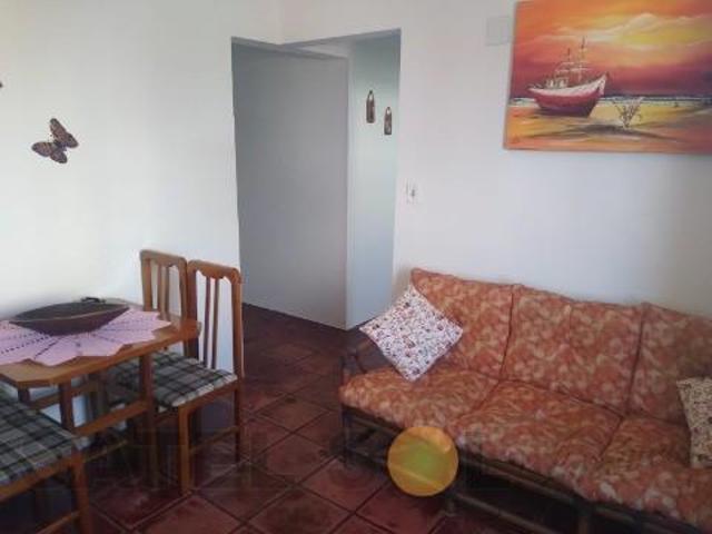 Apartamento à venda na Praia dos Sonhos a 20m do mar | R$ 300 mil