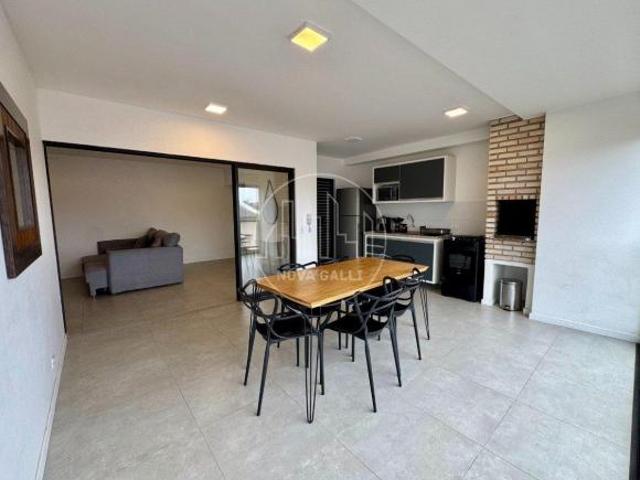 Apartamento à venda em Itaguá