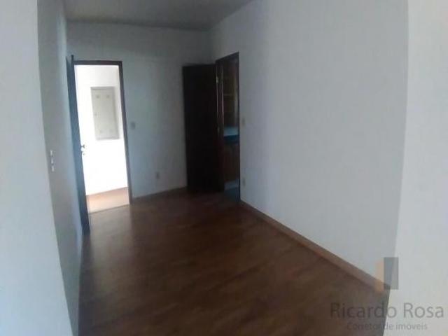 Apartamento à venda em Itajubá MG, Varginha: 3 quartos, 1 suíte, 2 salas, 3 banheiros, 1 vaga, 150m²