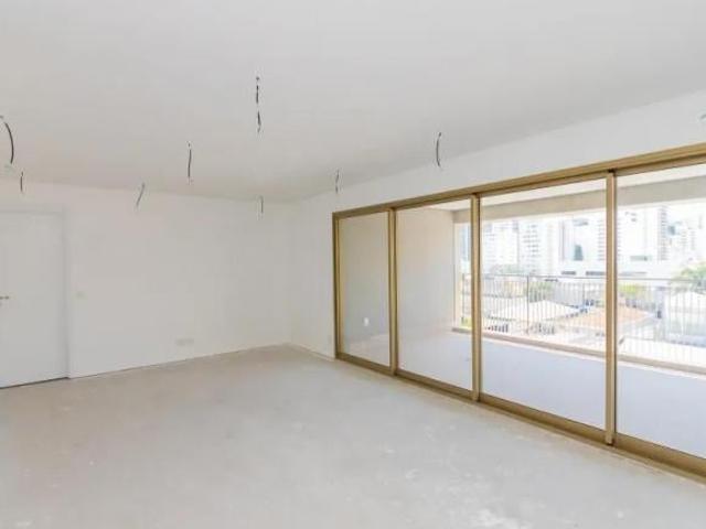 Apartamento à venda em Indianópolis com 149 m², 3 quartos, 2 vagas