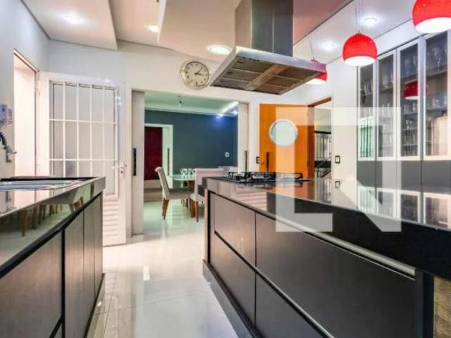 Apartamento à venda em Jardim das Bandeiras com 300 m², 6 quartos, 6 vagas