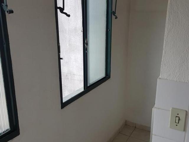 Apartamento à venda em Jardim Santa Teresinha com 44 m², 2 quartos, 1 vaga