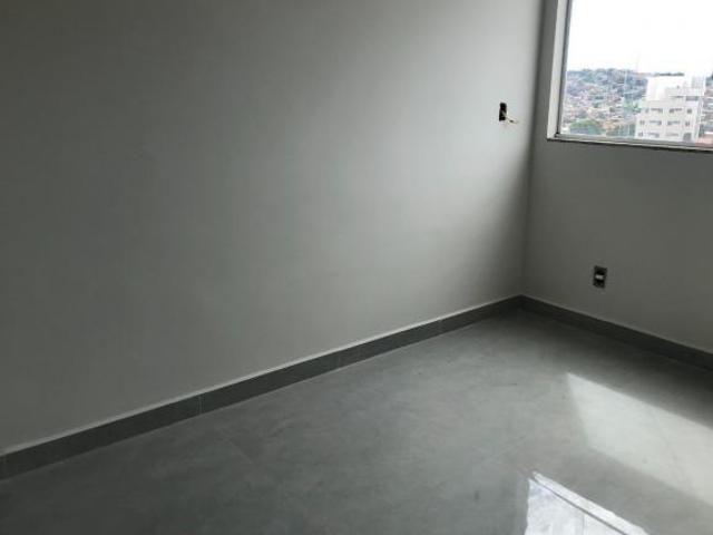 Apartamento à venda em Letícia