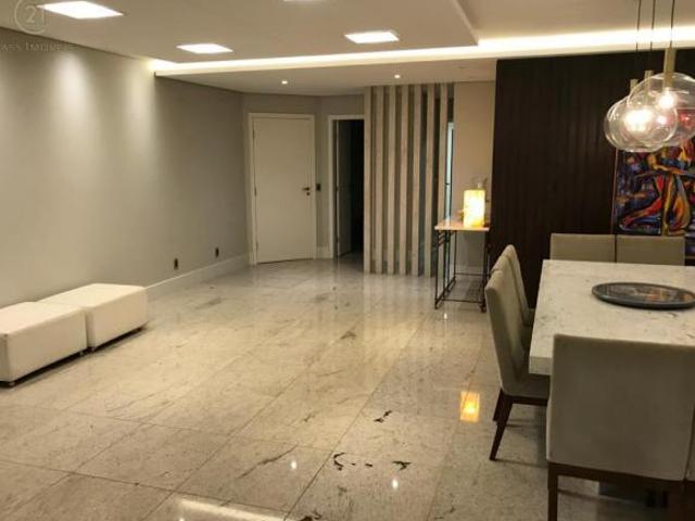 Apartamento à venda em Londrina, Dom Bosco, com 3 suítes, com 266 m², Araucária Park