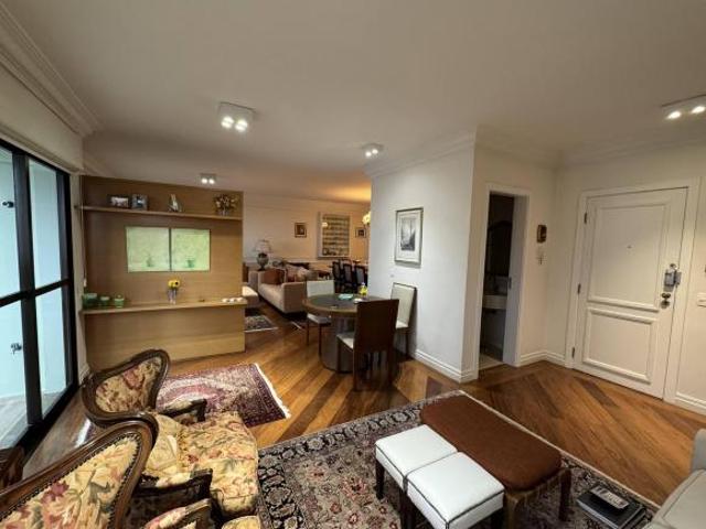 Apartamento à venda em Paraíso com 230 m², 4 quartos, 3 vagas