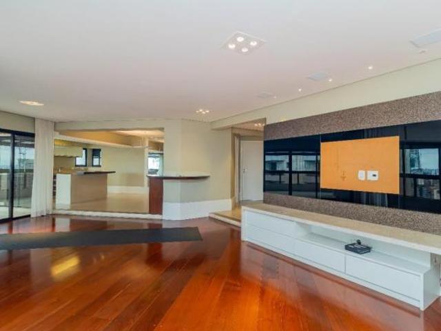 Apartamento à venda em Paraíso do Morumbi com 360 m², 4 quartos, 4 vagas