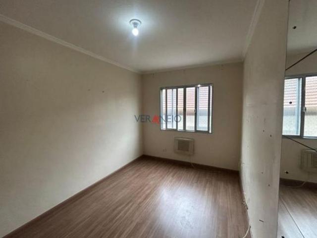 Apartamento à Venda em Parque São Vicente, São Vicente SP