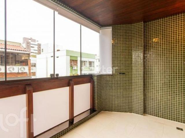 Apartamento à venda em Petrópolis com 97 m², 2 quartos, 1 suíte, 1 vaga