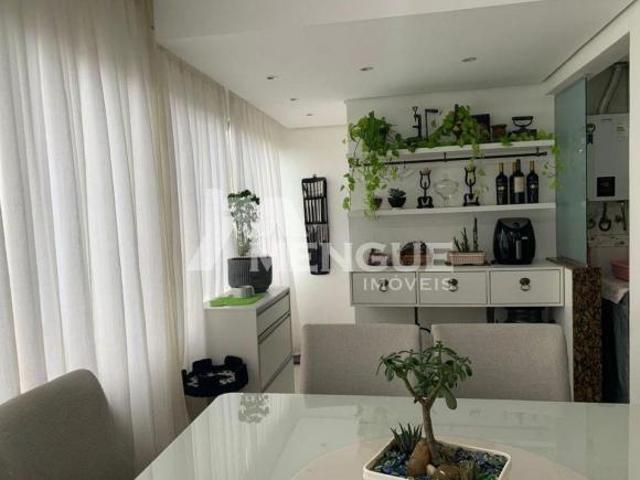 Apartamento à venda em Porto Alegre