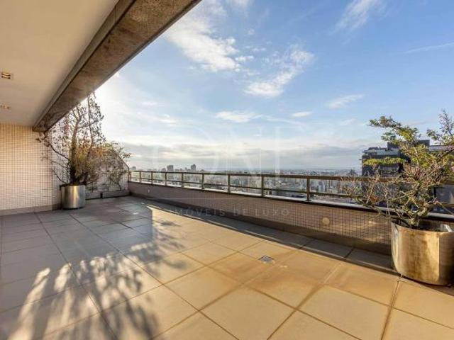 Apartamento à venda em Porto Alegre