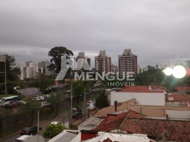 Apartamento à venda em Porto Alegre