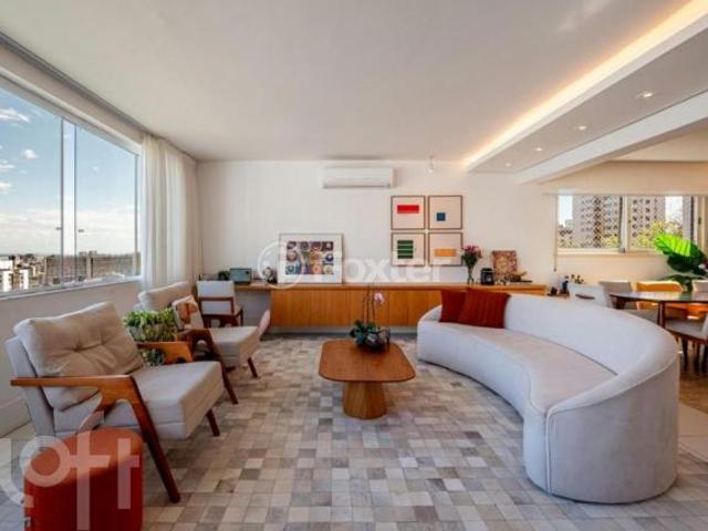 Apartamento à venda em Rio Branco com 400 m², 3 quartos, 2 suítes, 3 vagas