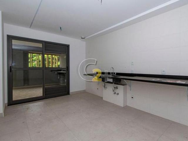 Apartamento à venda em Sumaré com 4 quartos, 3 suítes e 4 vagas