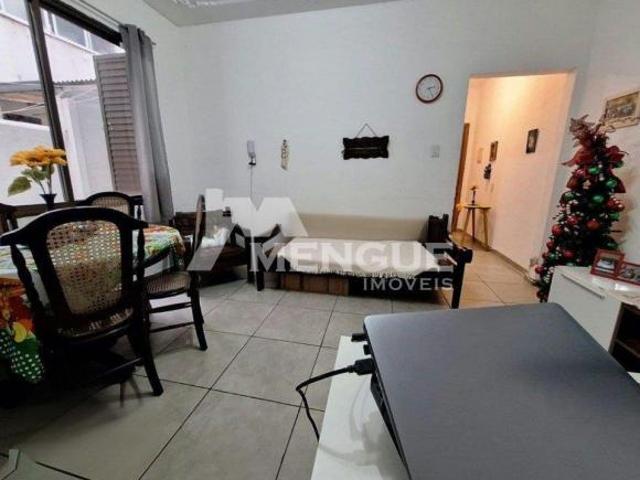 Apartamento à venda em São João
