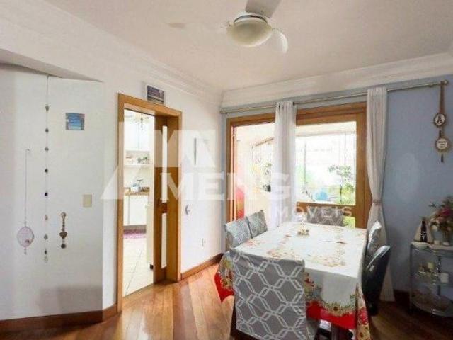 Apartamento à venda em São João