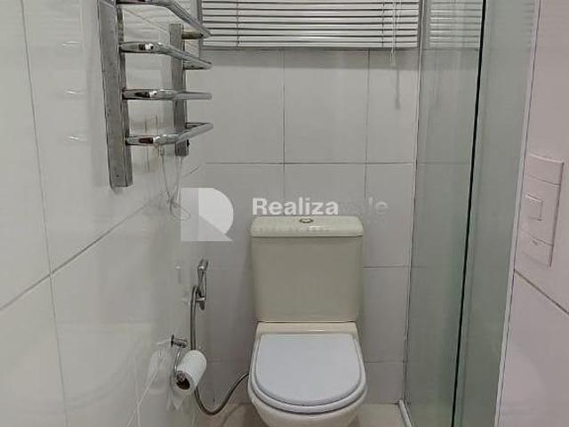 Apartamento à venda em São José dos Campos, Vila Industrial, com 2 quartos, com 45 m²