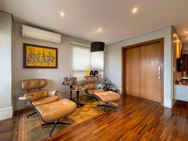 Apartamento à venda em São Paulo SP: 4 quartos, 2 suítes, 3 salas, 3 banheiros