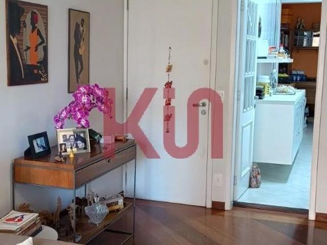 Apartamento à venda em São Paulo SP, Vila Mariana: 3 quartos, 2 banheiros, 2 vag