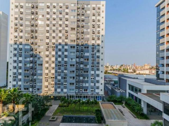Apartamento à venda em São Sebastião com 67 m², 3 quartos, 1 suíte, 2 vagas