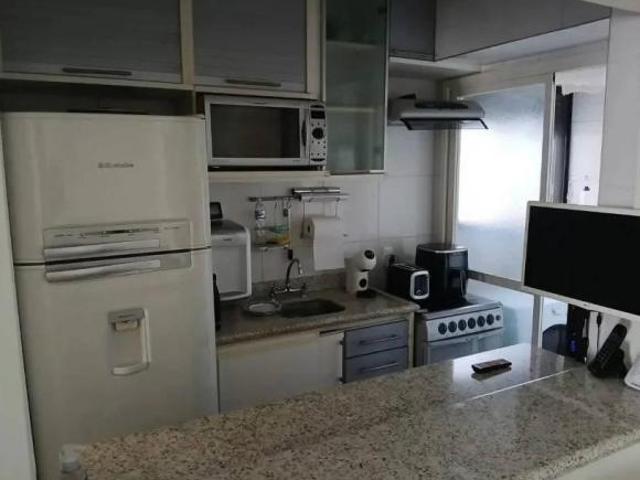 Apartamento à Venda em Santa Cecília: 2 Dorms, Suíte, Piscina e 2 Vagas – R$ 1.085.000