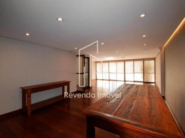 Apartamento à venda em Santana, São Paulo SP: 4 quartos, 2 suítes, 5 banheiros, 4 vagas e 195m² de á