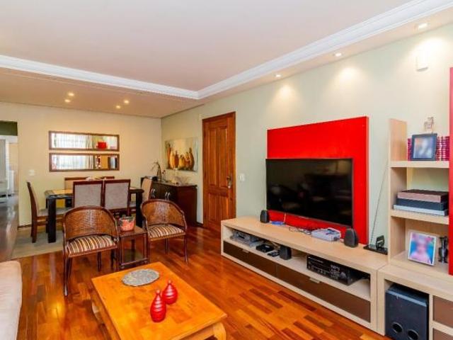 Apartamento à venda em Santo Amaro com 146 m², 3 quartos, 2 vagas