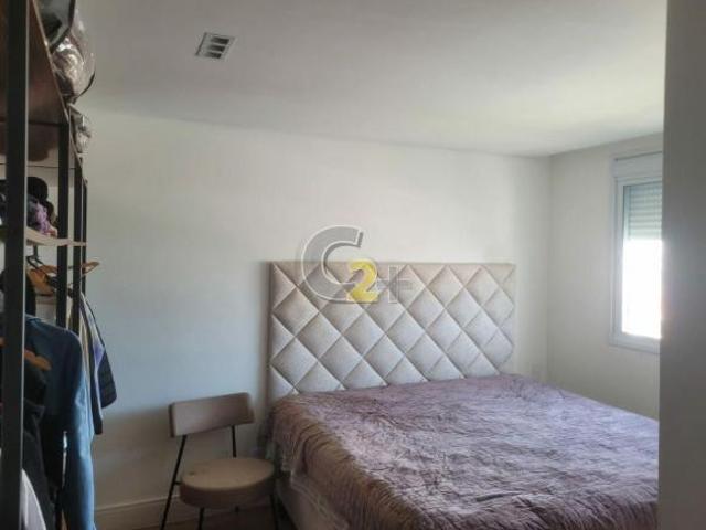 Apartamento à venda em Santo Amaro com 3 quartos, sendo 3 suítes e 2 vagas