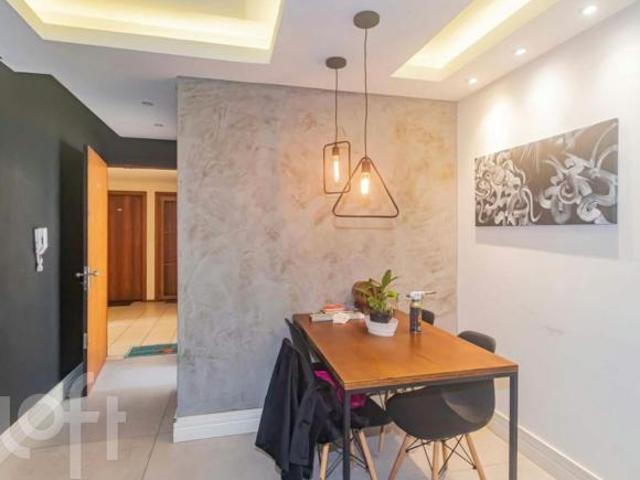 Apartamento à venda em Sarandi com 56 m², 2 quartos, 1 vaga