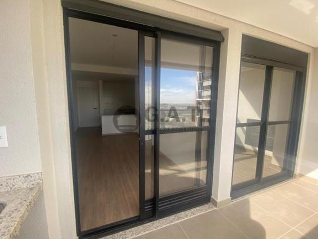 Apartamento à venda em Sorocaba SP: 1 quarto, 1 suíte, 1 sala, 1 banheiro, 1 vaga de garagem. Confir