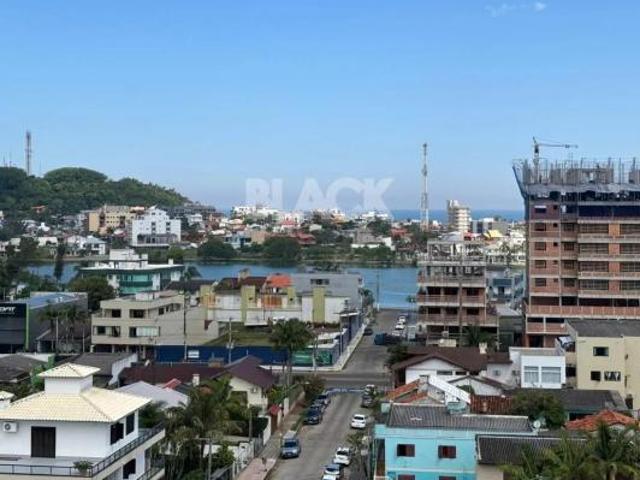 Apartamento à venda em Torres