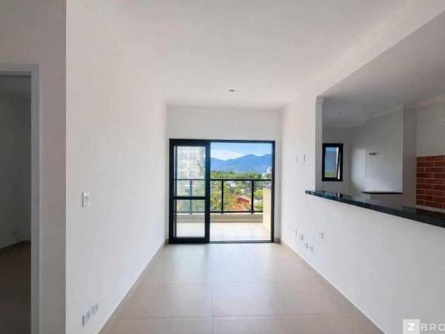 Apartamento à venda em Ubatuba, Itaguá, com 2 quartos, 70m²