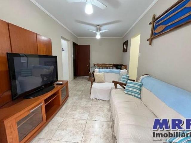 Apartamento a venda em Ubatuba, na praia da Maranduba com 2 dormitórios e escritura !