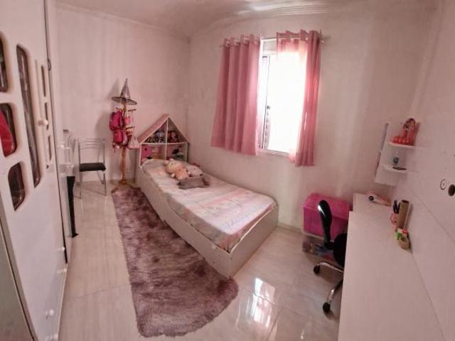 Apartamento à venda em Vila Carmosina com 40 m², 2 quartos, 1 vaga