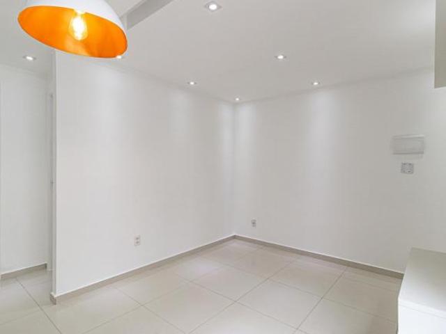 Apartamento à venda em Vila Alzira com 40 m², 2 quartos, 1 vaga