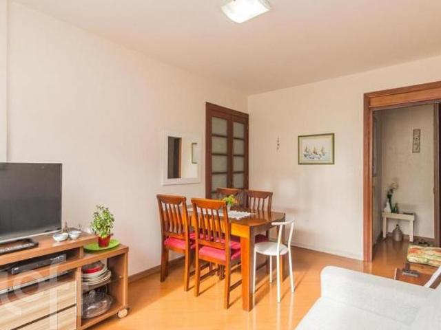 Apartamento à venda em Vila Ipiranga com 58 m², 2 quartos, 1 vaga